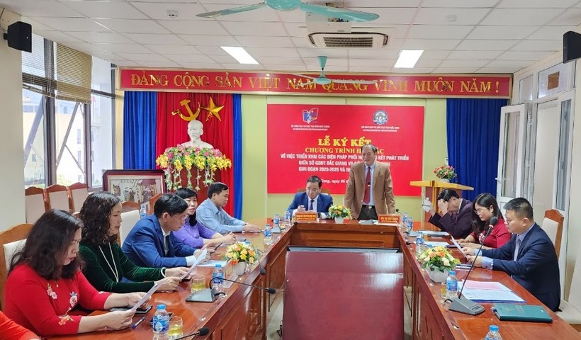 Bắc Giang và Bắc Ninh ký kết hợp tác phát triển giáo dục ảnh 1