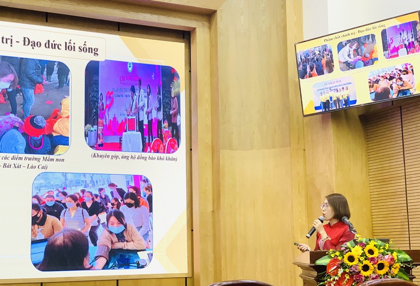 Cô Nguyễn Thu Hiền - GV trường Mầm non Sao Mai báo cáo tại Giải thưởng “Nhà giáo Ba Đình tâm huyết, sáng tạo” lần thứ 7.