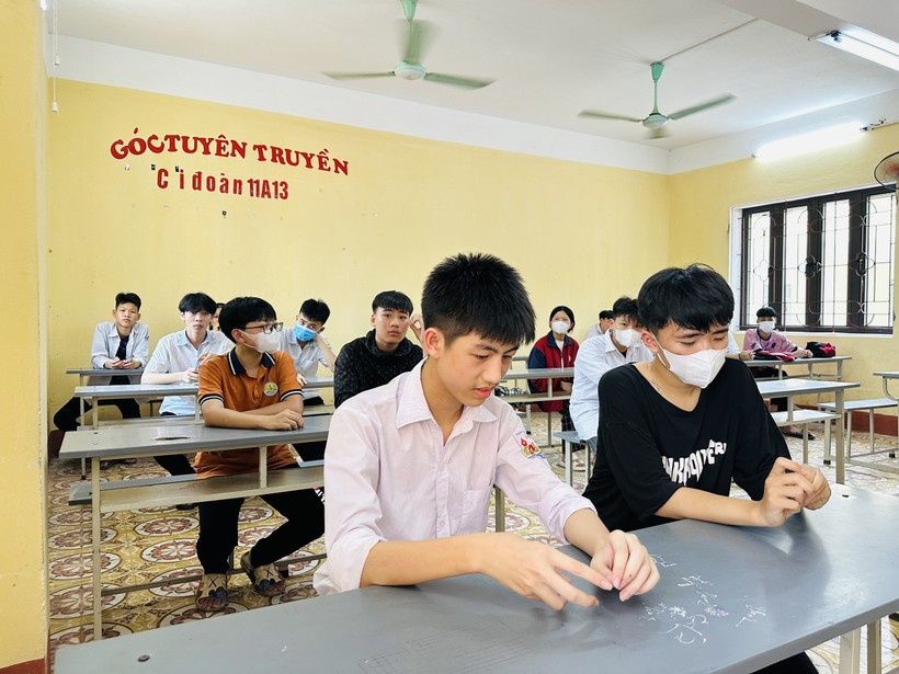 Hơn 19,7 nghìn thí sinh Bắc Giang làm thủ tục dự thi vào lớp 10 ảnh 4