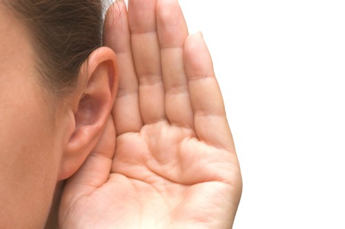 5 thói quen gây hại cho thính giác