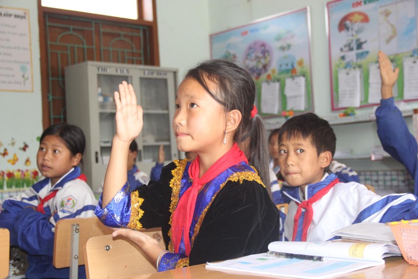 Học sinh Trường tiểu học Nậm Cắn I (Kỳ Sơn, Nghệ An)