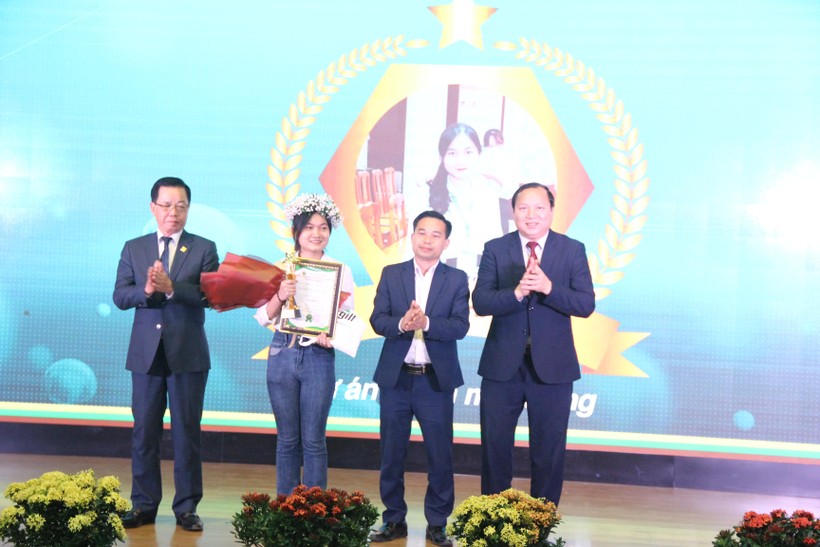 Dự án nấm mối trắng của Nguyễn Minh Xuân - sinh viên Học viện Nông nghiệp Việt Nam giành giải nhất Cuộc thi khởi nghiệp nông nghiệp năm 2022.