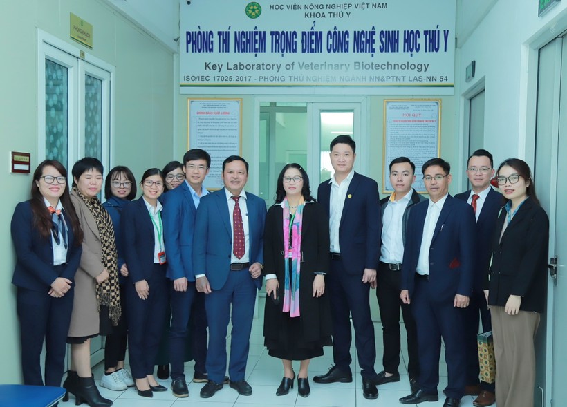 Học viện Nông nghiệp Việt Nam ra mắt 6 phòng thí nghiệm đạt chuẩn ISO ảnh 2