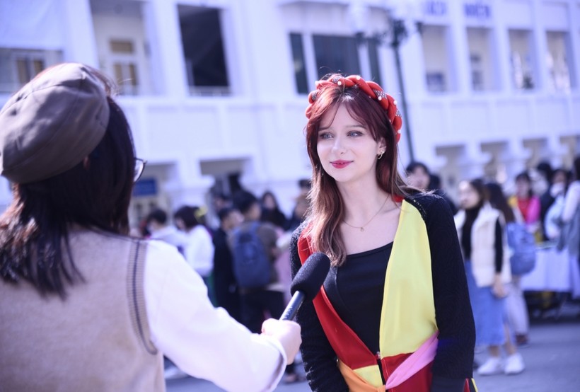 Ấn tượng đặc biệt của sinh viên quốc tế về Tết Việt ảnh 2