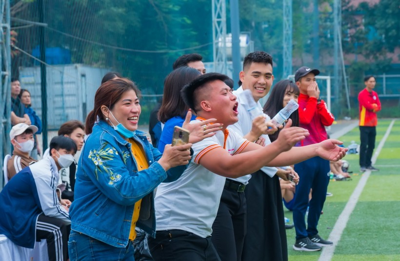 Khởi tranh giải bóng đá nam học sinh THPT tỉnh Hưng Yên ảnh 9