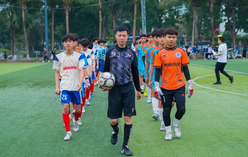 Khởi tranh giải bóng đá nam học sinh THPT tỉnh Hưng Yên ảnh 3