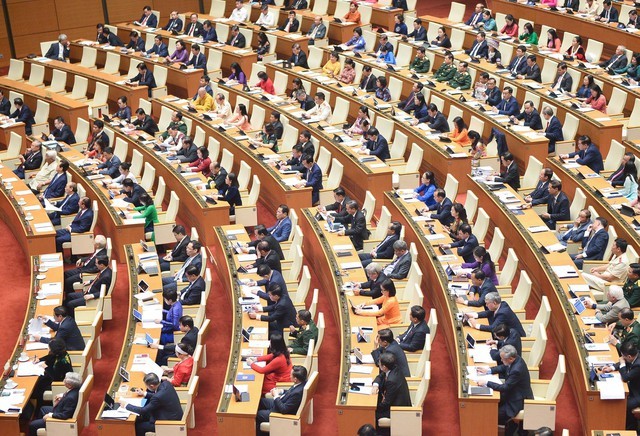 Quốc hội phê chuẩn miễn nhiệm Bộ trưởng Tài nguyên và Môi trường