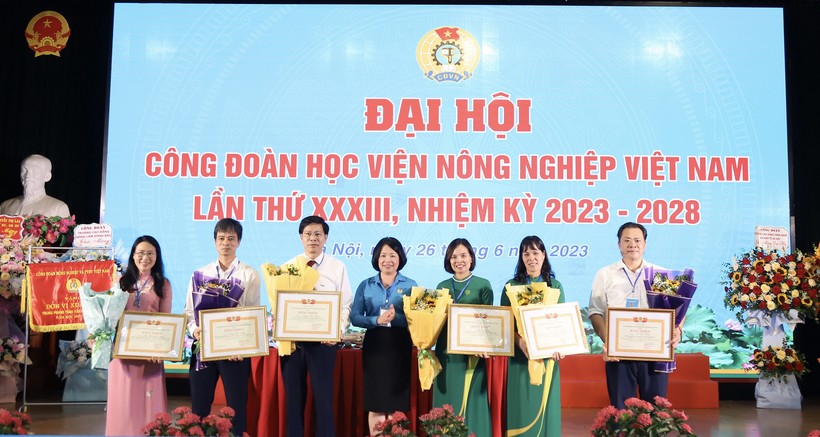 Đại hội Công đoàn Học viện Nông nghiệp Việt Nam lần thứ 33 ảnh 4