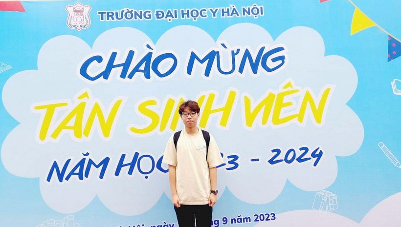 Mạnh Khôi chính thức trở thành sinh viên năm thứ nhất của Trường ĐH Y Hà Nội. ảnh 1
