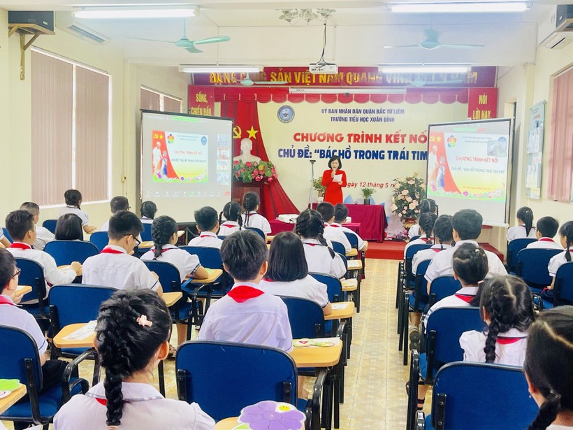 Trường Tiểu học Xuân Đỉnh tổ chức 'Bác Hồ trong trái tim em' ảnh 1