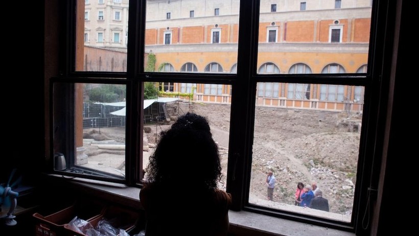 Đã tìm thấy nhà hát La Mã cổ đại ở Rome