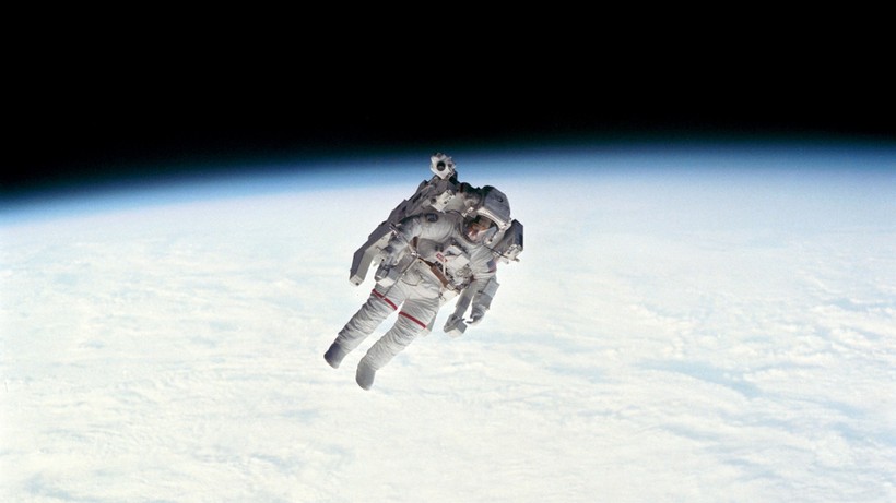 Phi hành gia Robert Stewart vào ngày 11 tháng 2 năm 1984. Ảnh: HUM Images/Universal Images Group qua Getty Images