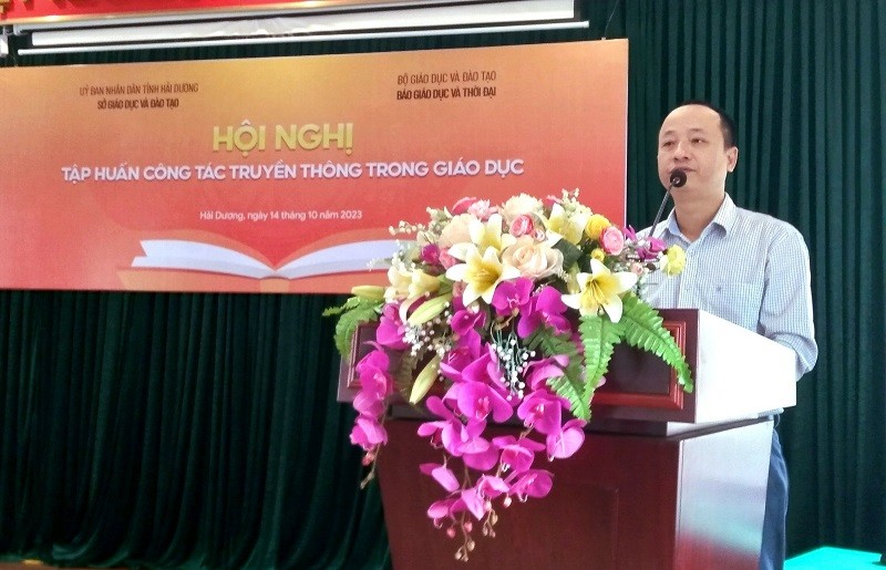 Ông Thiều Thúc Khang- Phó trưởng ban phụ trách Ban Kinh tế - Xã hội, Báo Giáo dục và Thời đại phát biểu khai mạc Hội nghị. ảnh 3
