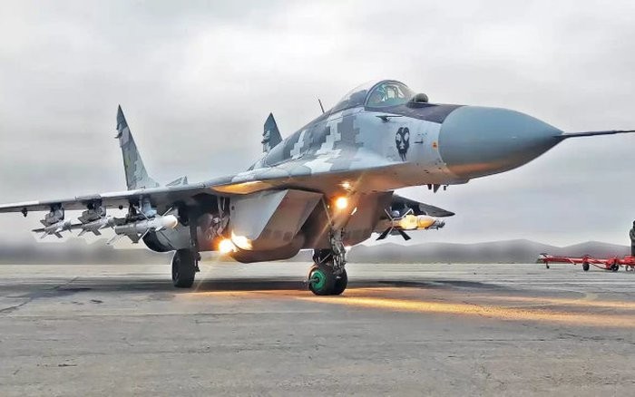 Tên lửa AIM-9 Sidewinder sẽ xuất hiện trên tiêm kích MiG-29?