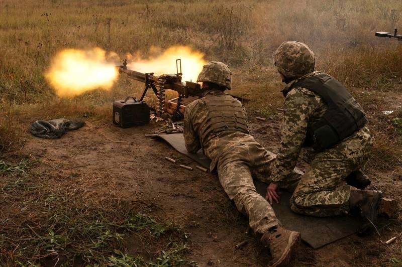 Ukraine đổi chiến thuật, cố tấn công bằng nhóm tác chiến nhỏ