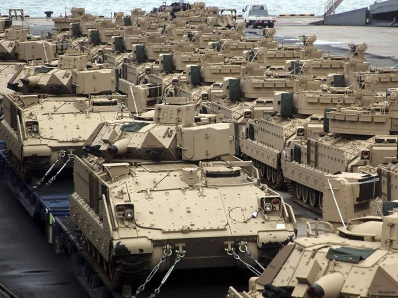 Mỹ bắt đầu rút các thiết bị quân sự khỏi Syria