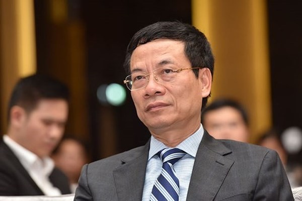 Quyền Bộ trưởng Bộ TT&TT Nguyễn Mạnh Hùng.