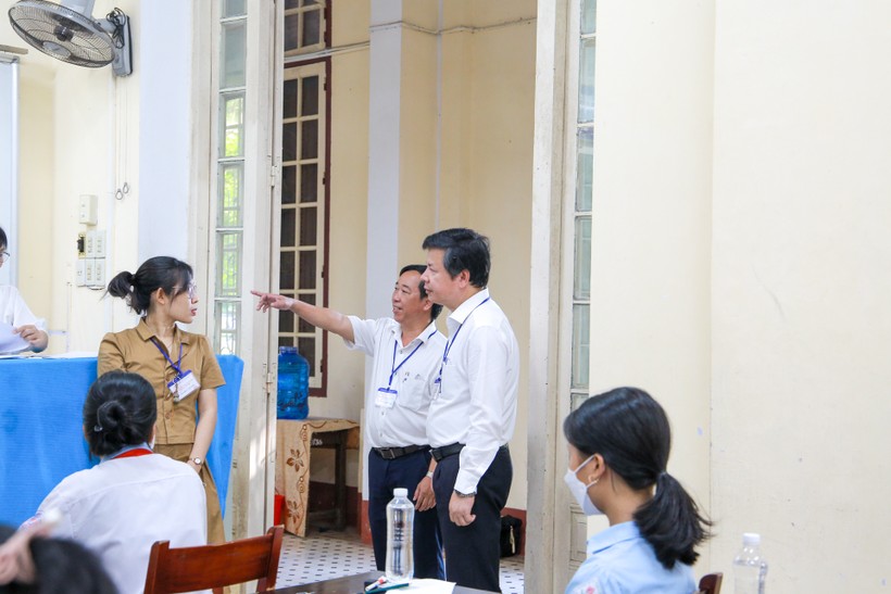 Hơn 15.000 thí sinh ở Thừa Thiên – Huế thi tuyển sinh vào lớp 10 ảnh 5