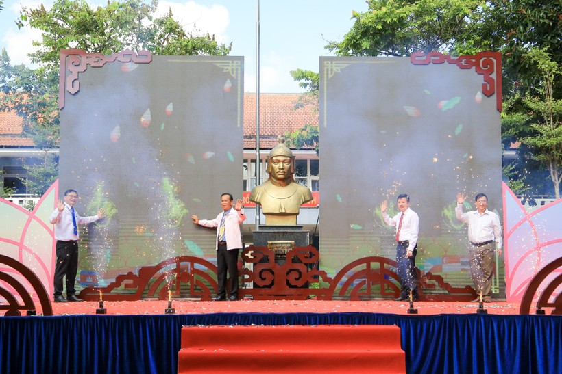 Học sinh 7 quốc gia dự Hội trại đầu tiên tại Việt Nam ảnh 4