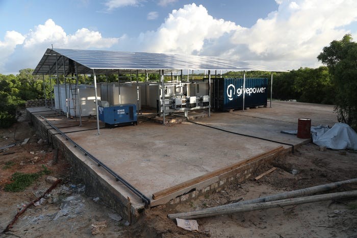 Dự án khử mặn bằng năng lượng mặt trời của GivePower ở Kiunga, Kenya cần khoảng 500.000 USD để xây dựng.