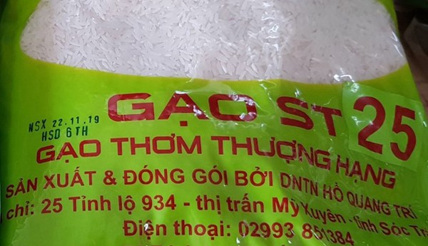 “Gạo ngon nhất thế giới” ST25 được Doanh nghiệp tư nhân Hồ Quang Trí đóng gói.