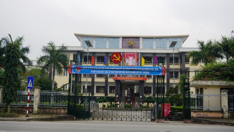 Huyện ủy, UBND Yên Định (Thanh Hóa): Ăn nhậu nợ hàng chục tỷ đồng là lỗi… tập thể