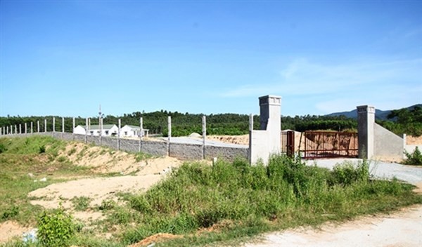 Trang trại chăn nuôi gà của Công ty CP Đầu tư và Xây dựng số 1 Hà Tĩnh có địa chỉ tại Hồng Lộc (huyện Lộc Hà).