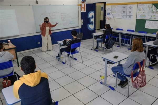Một lớp học trực tiếp tại thành phố Sao Paulo, Brazil vào tháng 11/2020.