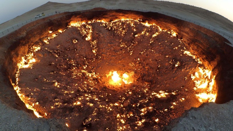Turkmenistan muốn đóng “Cổng địa ngục”
