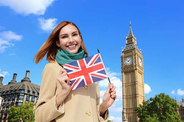 Nhu cầu xin thị thực du học Anh giảm.