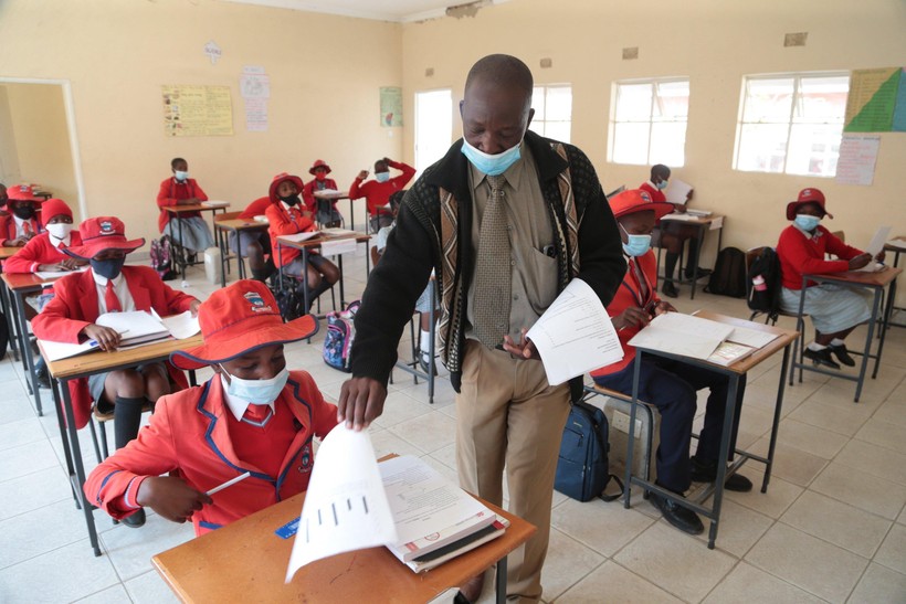 Hệ thống giáo dục Zimbabwe được đánh giá cao tại châu Phi.