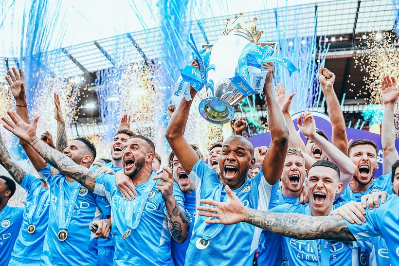 Man City ăn mừng chức vô địch Ngoại hạng Anh. Ảnh: ITN