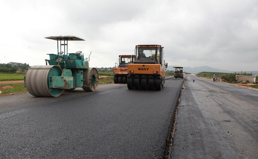 Dồn lực hoàn thành cao tốc Mai Sơn - Quốc lộ 45.
