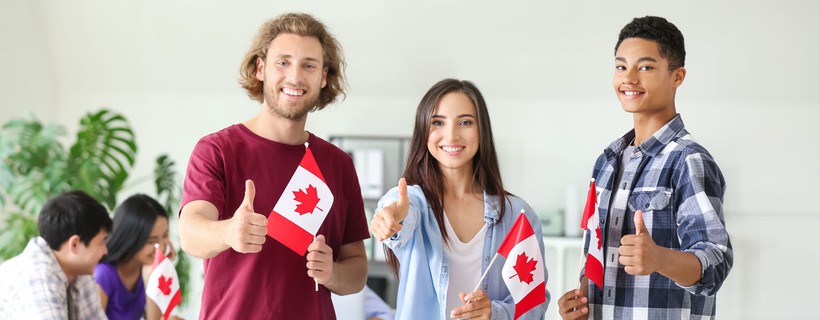 Sinh viên quốc tế tốt nghiệp tại Canada được gia hạn 18 tháng làm việc.