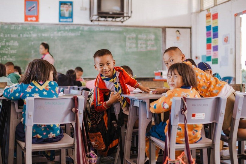 Khoảng 2% học sinh Thái Lan bỏ học giữa chừng. 