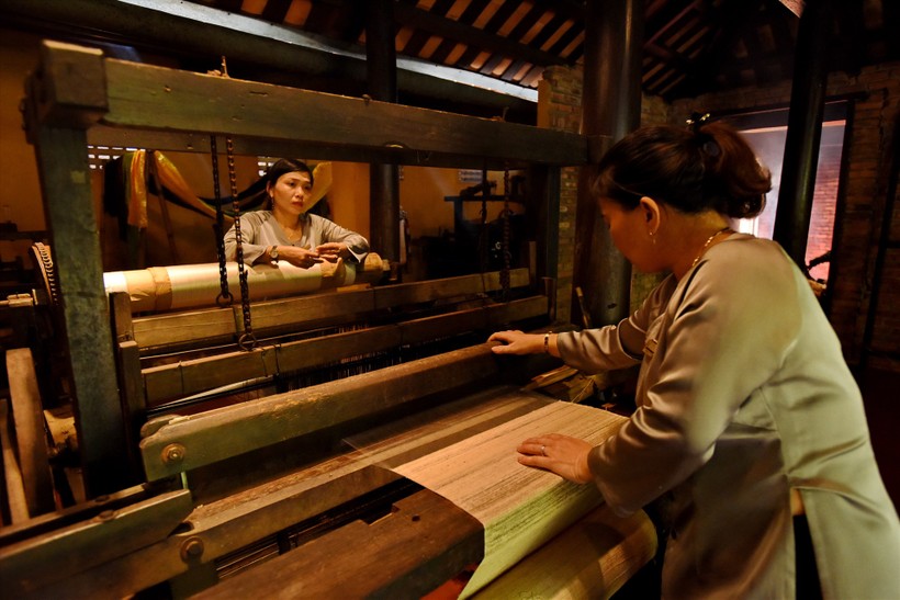 Nghề dệt lụa truyền thống tại làng lụa Hội An, Quảng Nam. Ảnh minh họa: INT.