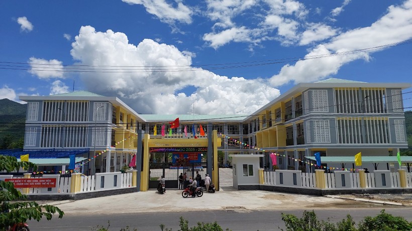 Trường học ở Đà Nẵng được đầu tư khang trang, hiện đại. Ảnh: Hoàng Vinh
