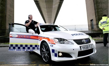 "Điểm danh" 10 xe cảnh sát nhanh nhất thế giới