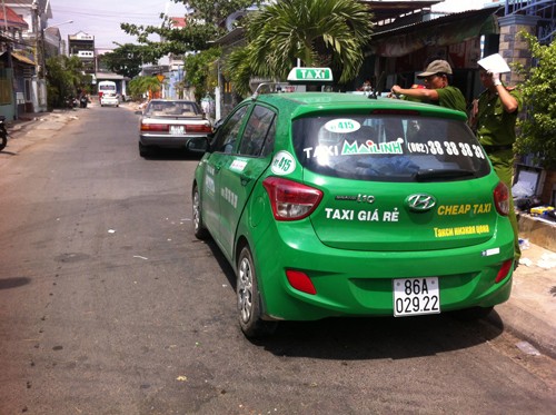Truy bắt kẻ đâm trọng thương tài xế, cướp taxi ở Bình Thuận