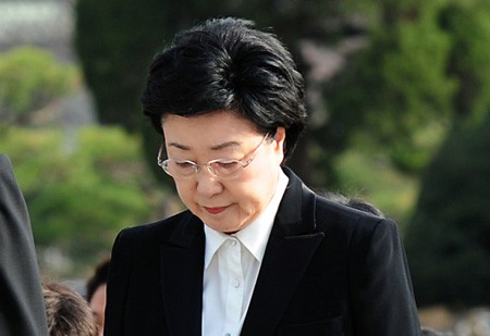 Nữ Thủ tướng đầu tiên của Hàn Quốc lãnh án tù