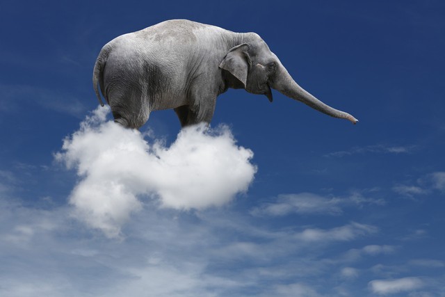 Một đám mây nặng bằng ...100 con voi