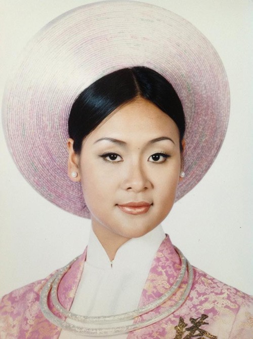 Hoa hậu Phụ nữ Việt Nam qua ảnh sau 16 năm vẫn hút hồn