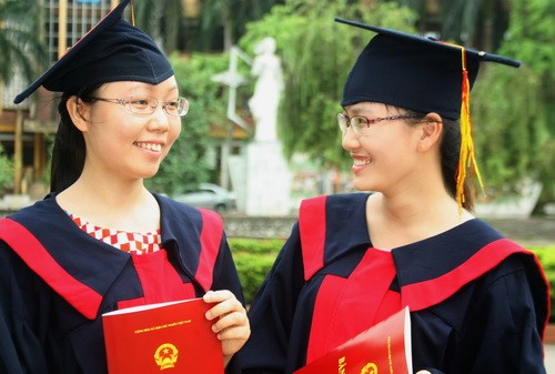 Niềm vui tốt nghiệp của học viên Trường ĐH Sư phạm Thái Nguyên 