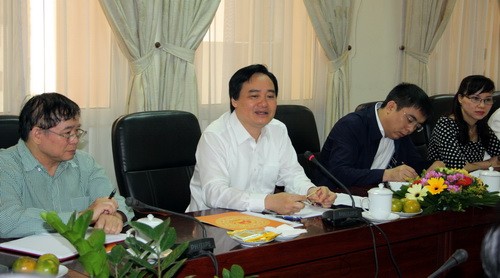 Tìm giải pháp hỗ trợ GD&ĐT tỉnh Ninh Thuận phát triển