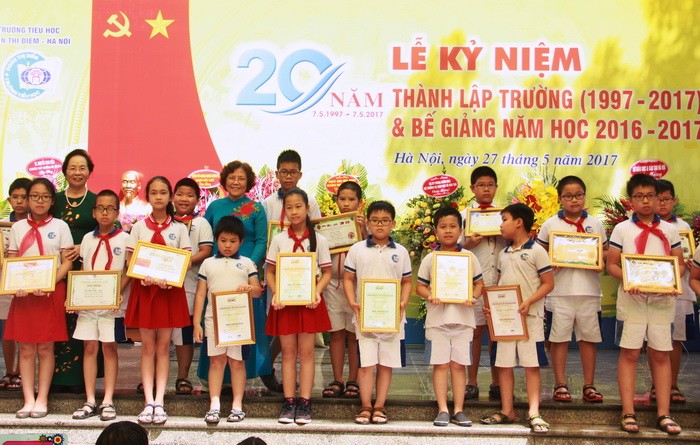 Hà Nội: Trường Tiểu học Đoàn Thị Điểm kỉ niệm 20 năm thành lập