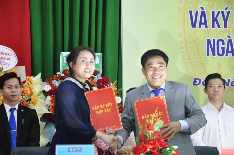 Trường CĐ Cộng đồng Đắk Nông trao 192 bằng tốt nghiệp cho sinh viên ảnh 3