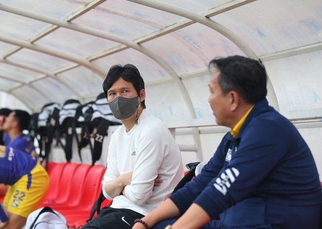 Park Choong Kyun thay ông Hoàng Văn Phúc dẫn dắt Hà Nội FC.