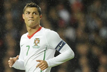 Ronaldo muốn cùng Bồ Đào Nha đi tới Nam Phi