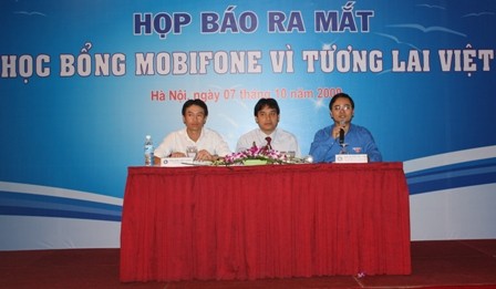 Học bổng MobiFone Vì Tương Lai Việt