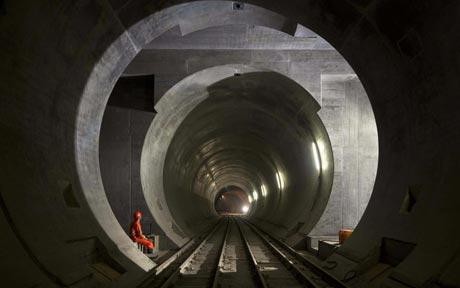 Đường hầm dài nhất thế giới sắp hoàn thành